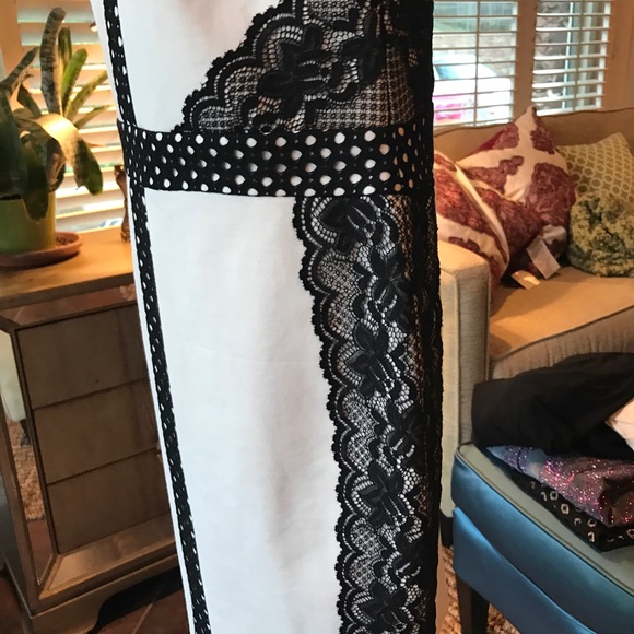 CREMIEUX DRESS - Picture 4 of 8